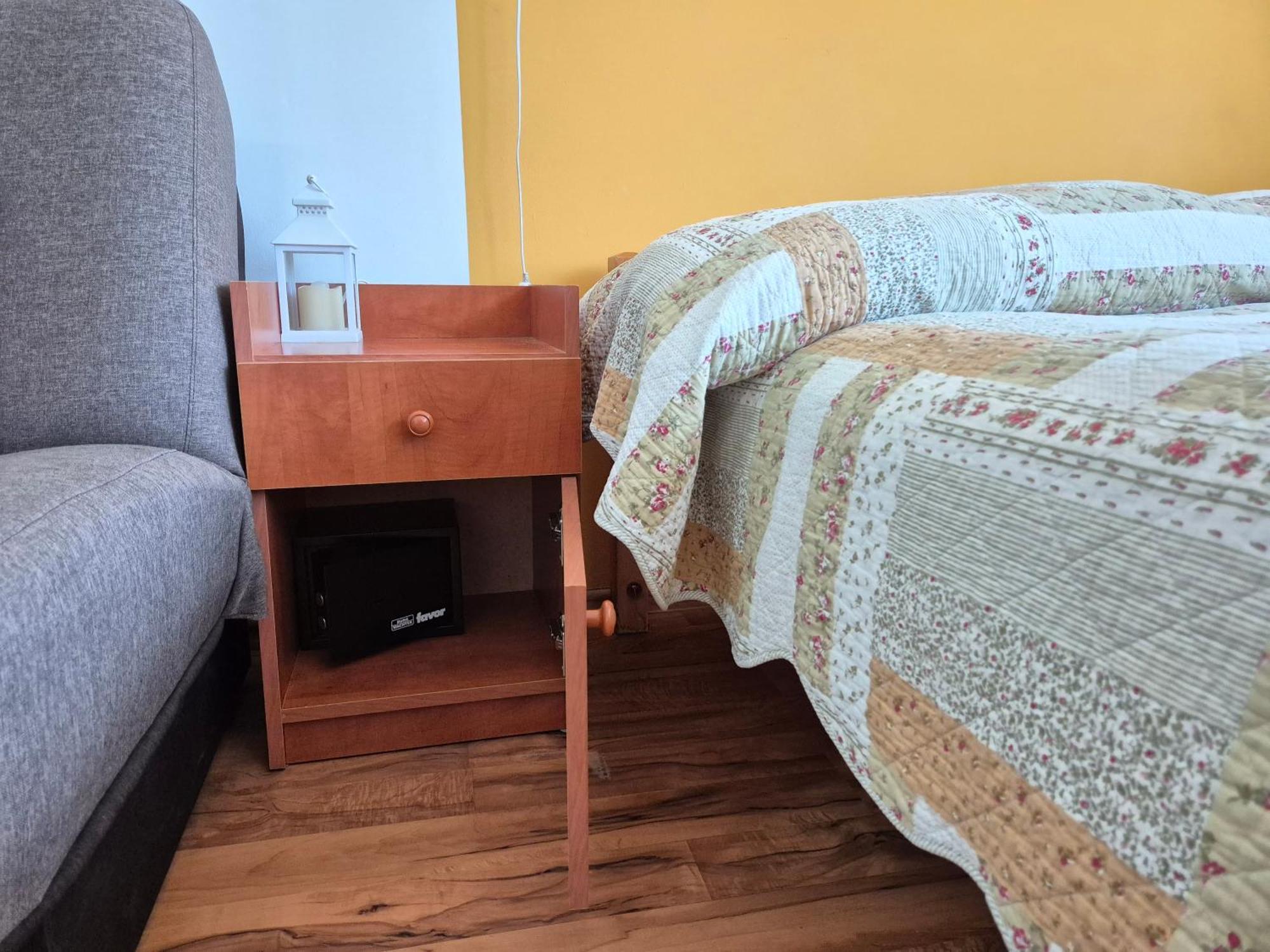 Roxanna Apartman Gyula Esterno foto